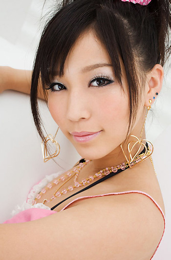Yuri Kodo Cute Asian Girl Strips